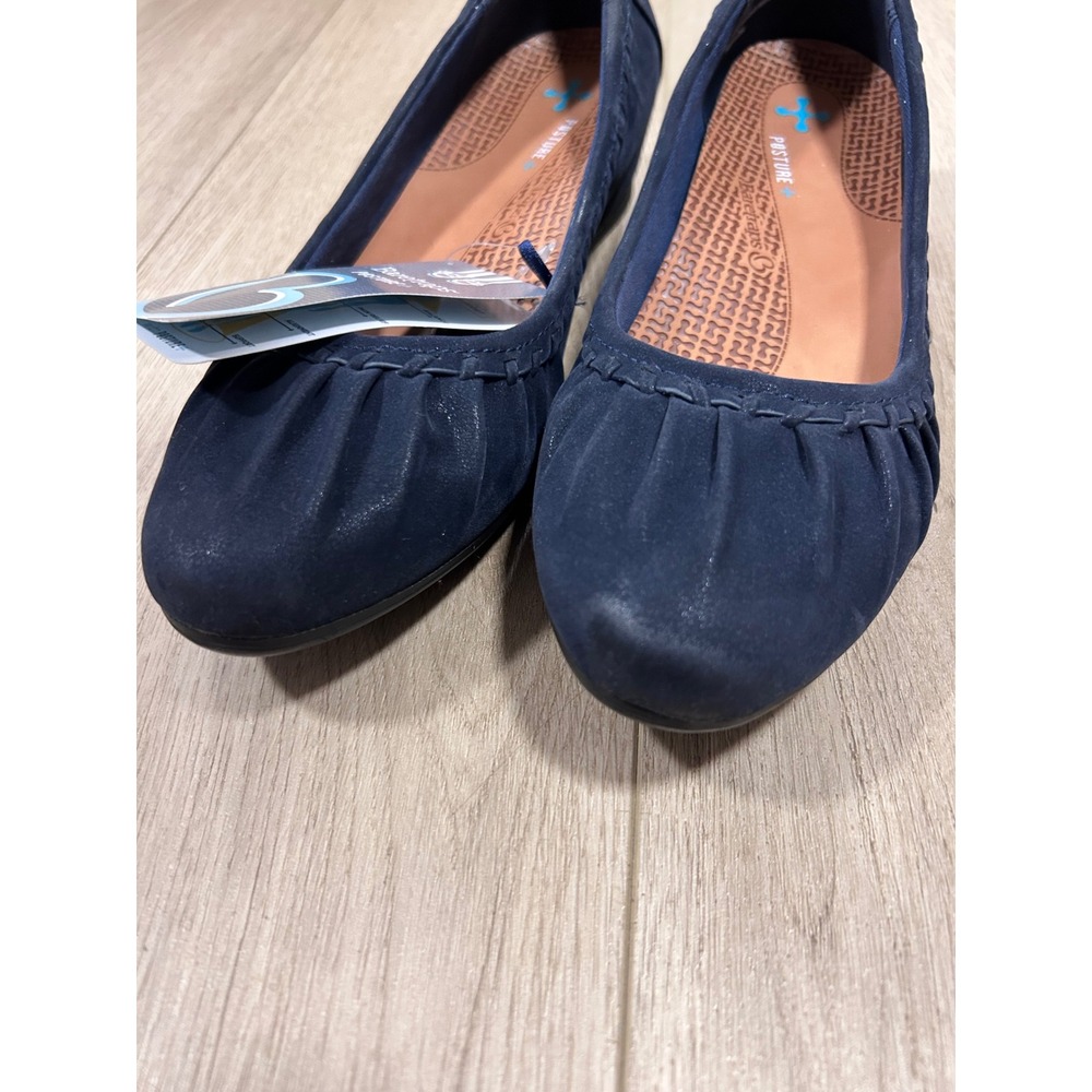 Baretraps Norma Navy Blue Posture+ Ballet Flats Womens 9.5M Pleated Wedge NEW - Picture 3 of 8